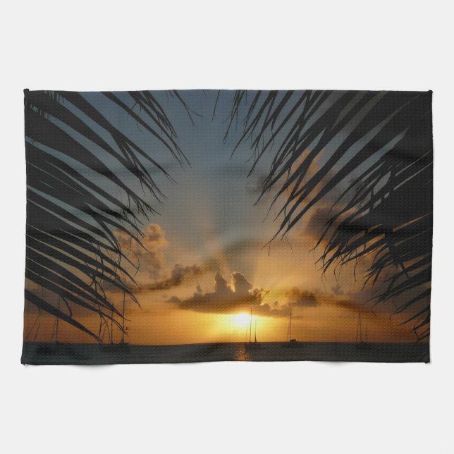 Sonnenuntergang durch die tropische Küste der Palm Küchentuch (Horizontal)