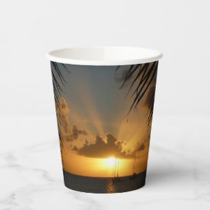 Sonnenuntergang durch die tropische Küste der Palm Pappbecher