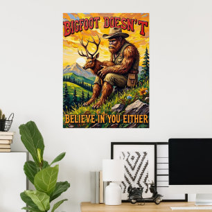 Sonnenuntergang Embrace: Sasquatch und die sanfte  Poster