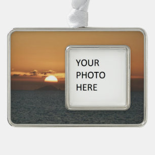 Sonnenuntergang in Antigua I Seascape Fotografy Rahmen-Ornament Silber