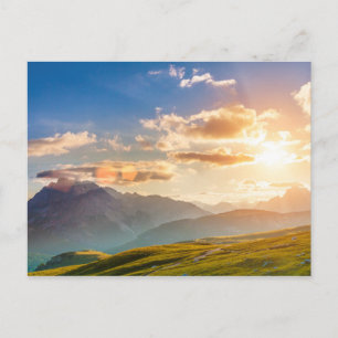 Sonnenuntergang in den Bergen Postkarte