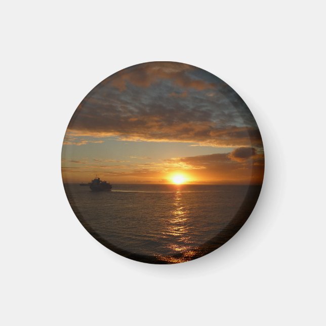 Sonnenuntergang in der tropischen Seenlandschaft S Magnet (Vorne)