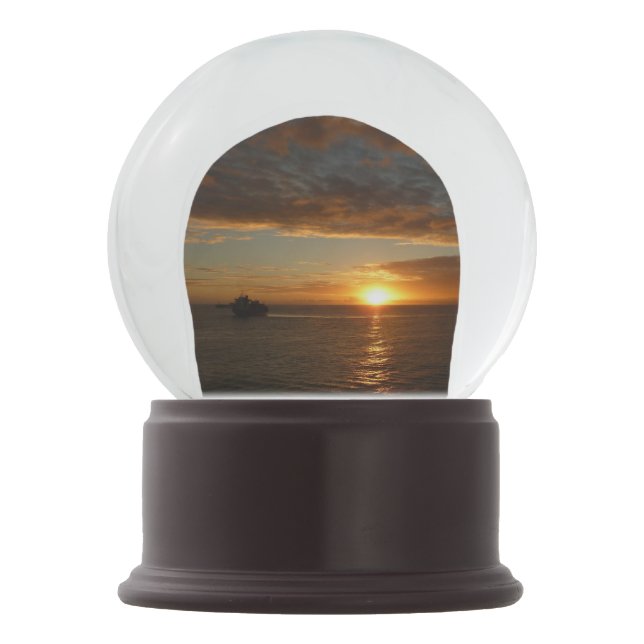 Sonnenuntergang in der tropischen Seenlandschaft S Schneekugel (Vorderseite)