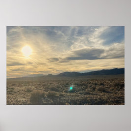 Sonnenuntergang in der Wüste Nevadas – Goldener Hi Poster