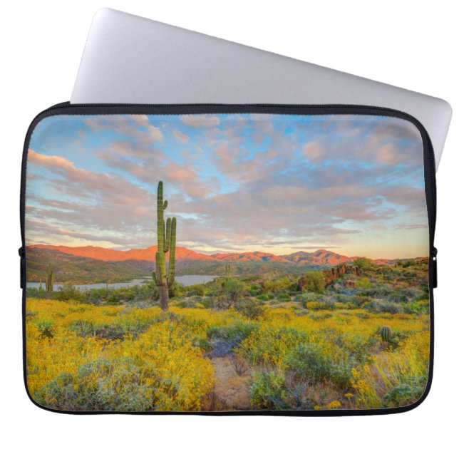 Sonnenuntergang in der Wüstenlandschaft Laptopschutzhülle (Vorderseite)