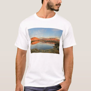 Sonnenuntergang Lagunas Nimez, EL Calafate T-Shirt
