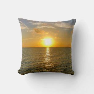 Sonnenuntergang mit Meerblick Kissen