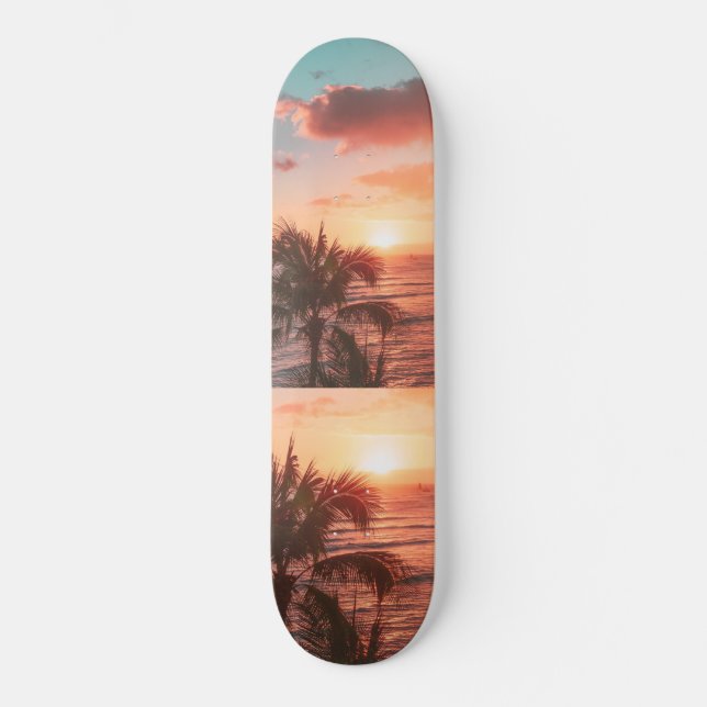 Sonnenuntergang Palme Orangenwolken  Skateboard (Vorderseite)