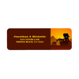 Sonnenuntergang/Sonnenaufgang des Motorrads
