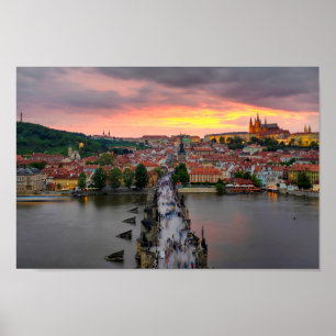 Sonnenuntergang über Charles-Brücke Poster