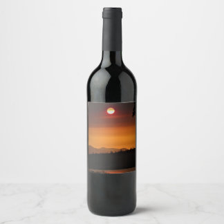 Sonnenuntergang über dem Canal Wine Lable Weinetikett