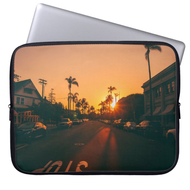 Sonnenuntergang über dem Horizont Laptopschutzhülle (Vorderseite)