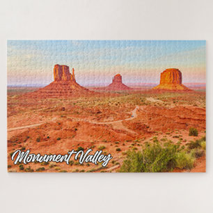 Sonnenuntergang über dem Monument Valley, Arizona,