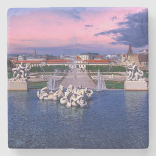 Sonnenuntergang über dem Springbrunnen in Wien Steinuntersetzer