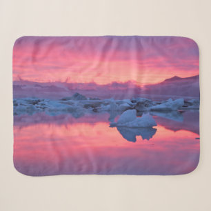 Sonnenuntergang über der Gletscherlagune Jökulsárl Sherpadecke
