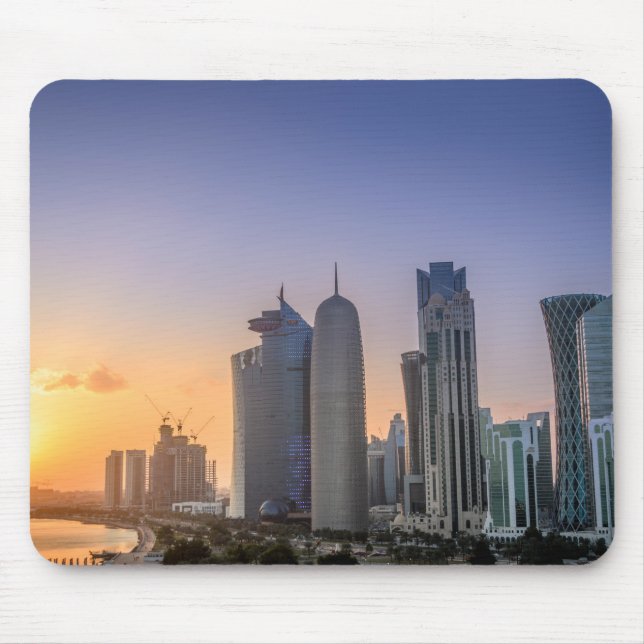 Sonnenuntergang über der Stadt von Doha, Qatar Mousepad (Vorne)