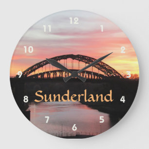 Sonnenuntergang über der Sunderland Wearmouth Brid Große Wanduhr