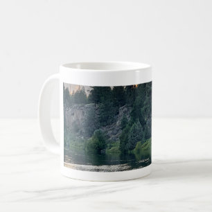 Sonnenuntergang über einem Fluss Kaffeetasse