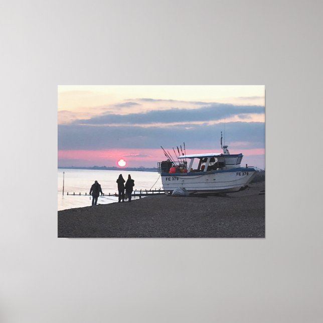 Sonnenuntergang über Hythe Bay Kent mit Fischerboo Leinwanddruck (Vorderseite)