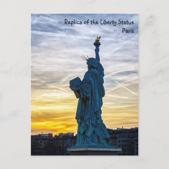 Sonnenuntergang über Replik der Freiheitsstatue in Postkarte (Vorderseite)