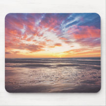 Sonnenuntergang über Strand und Meer