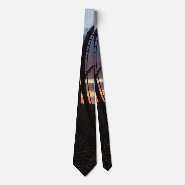 Sonnenuntergang über Wildfire Neck Tie Krawatte (Vorderseite)