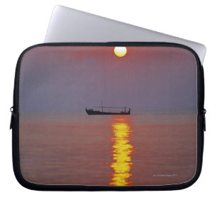 Sonnenuntergang und Meer 2 Laptopschutzhülle