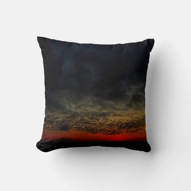 Sonnenuntergang vor dem Sturm Kissen (Vorderseite)