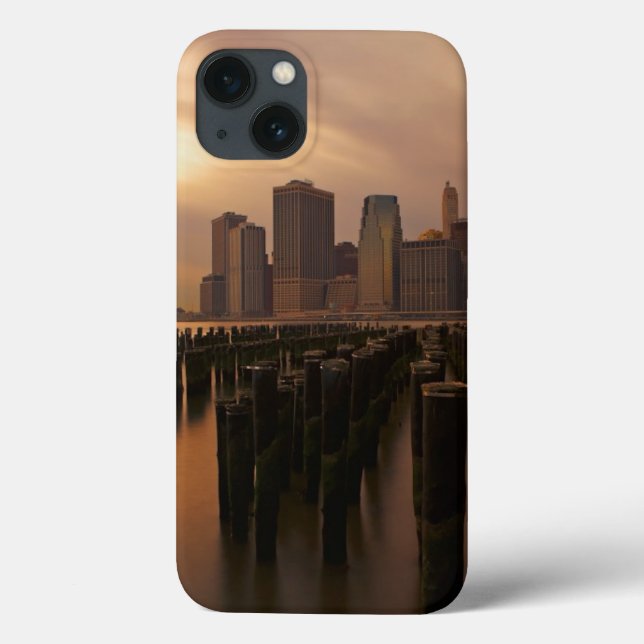 Sonnenuntergang während stürmischer Himmel über Os Case-Mate iPhone Hülle (Rückseite)