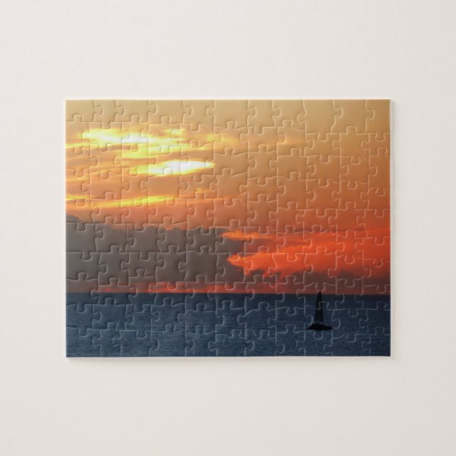 Sonnenuntergang Wolken und Segelboot Seascape (Horizontal)