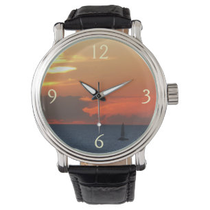 Sonnenuntergang Wolken und Segelboot Seascape Armbanduhr