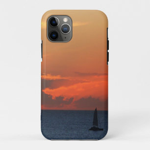 Sonnenuntergang Wolken und Segelboot Seascape Case-Mate iPhone Hülle