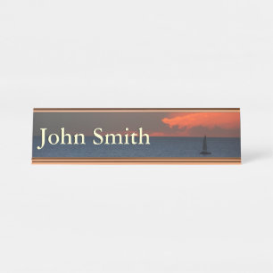 Sonnenuntergang Wolken und Segelboot Seascape Schreibtischnamensplakette