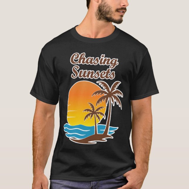 Sonnenuntergänge nachjagen | Ästhetisches Sonnense T-Shirt (Vorderseite)