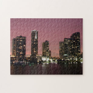 Sonnenunterganglicht über Miami nach einem Sturm
