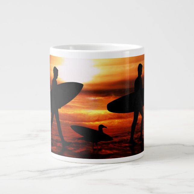 Sonnenuntergangs-Surfer Jumbo-Tasse (Vorderseite)