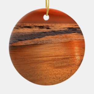 Sonnenuntergangsreflexionen von Wolken und Ozeankü Keramikornament