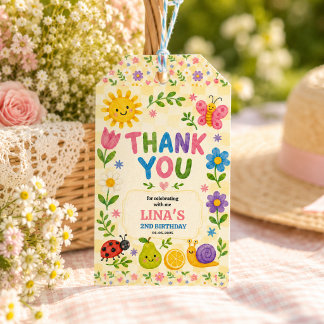 Sonnenverwöhnte Gartenparty zum 2. Geburtstag mit Geschenkanhänger