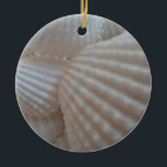 Sonnenweiße Muscheln, Sea Muschel Beach Sommer Lie Keramikornament<br><div class="desc">Sonnenweiße Muscheln,  Sea Muschel Beach Sommer Liebe</div>