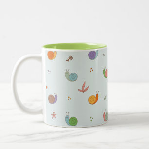 Sonnige Schnecken Zweifarbige Tasse