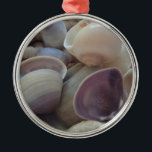 Sonnige Sommerhäuser, Sea Muschel Beach Silbernes Ornament<br><div class="desc">Sonnige Sommerhäuser,  Sea Muschel Beach</div>