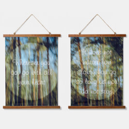 Sonniger Kiefernwald Wandteppich Mit Holzrahmen