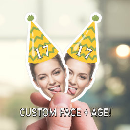 Sonniges Geburtstagsgefecht mit Party-Hut und indi Aufkleber