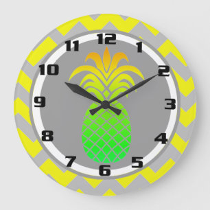 Sonniges Gelb und Graue Ananas auf Zickzack Muster Große Wanduhr