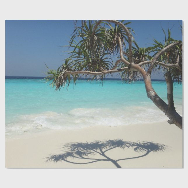 Sonniges tropisches Strandparadies Geschenkpapier (Flach)