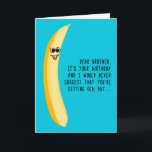 Sonntag zum Geburtstag von Brother Green Bananas Karte<br><div class="desc">Eine lustige kleine Beleidigung für deinen Bruder, der älter wird. Dieses Design zeichnet sich durch eine alberne gelbe Banane mit einem Witz über den Kauf grüner Bananen aus. Geschehen in einem einfachen und skurrilen Stil, wird diese Karte sicher eine Keule, oder zumindest ein Groan aus Ihrem pun-liebenden Bro erhalten. Dieses...</div>