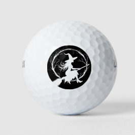 Sorcière dans les balles de golf en vol