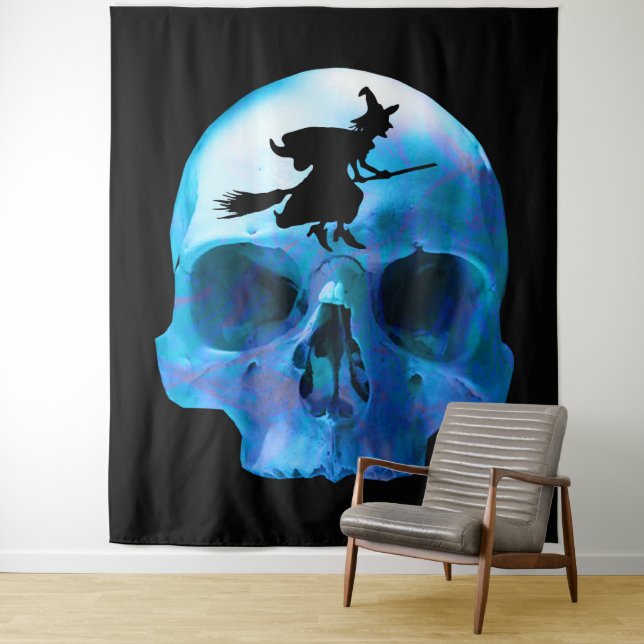 Sorcière d'Halloween et Tapisserie de crâne (En situation)