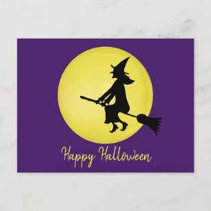 Sorcière volante dans la carte au clair de lune