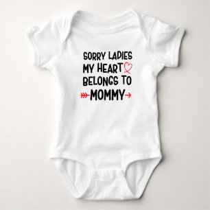 Sorry Ladys mein Herz gehört Mama Baby Strampler
